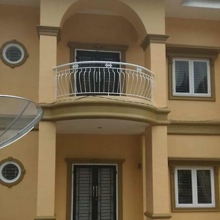 Villa Brastagi Resort Jalan Mimpin Tua Blok C No. 41 Berastagi Buitenkant foto
