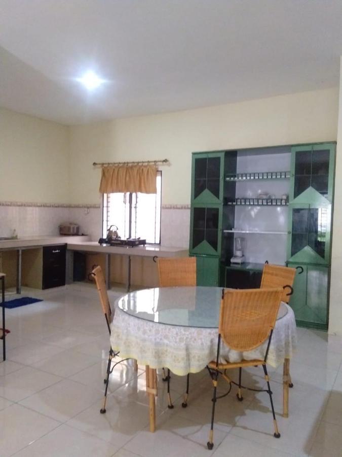 Villa Brastagi Resort Jalan Mimpin Tua Blok C No. 41 Berastagi Buitenkant foto