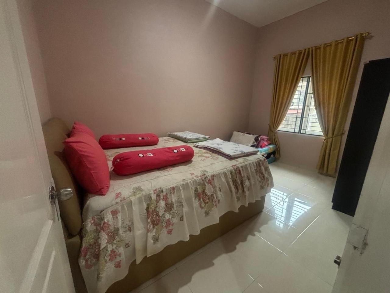 Villa Brastagi Resort Jalan Mimpin Tua Blok C No. 41 Berastagi Buitenkant foto