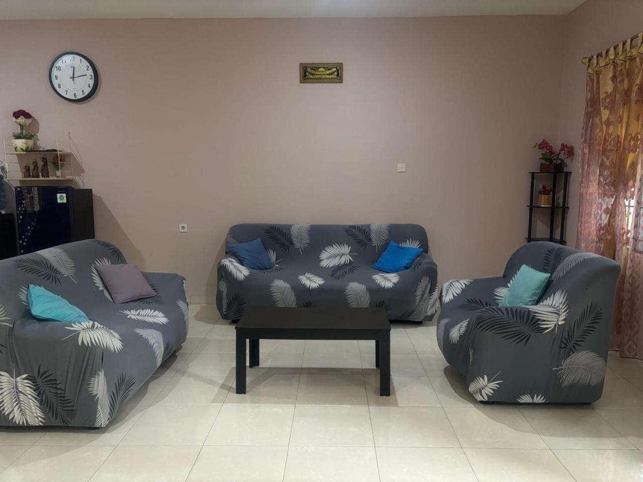 Villa Brastagi Resort Jalan Mimpin Tua Blok C No. 41 Berastagi Buitenkant foto